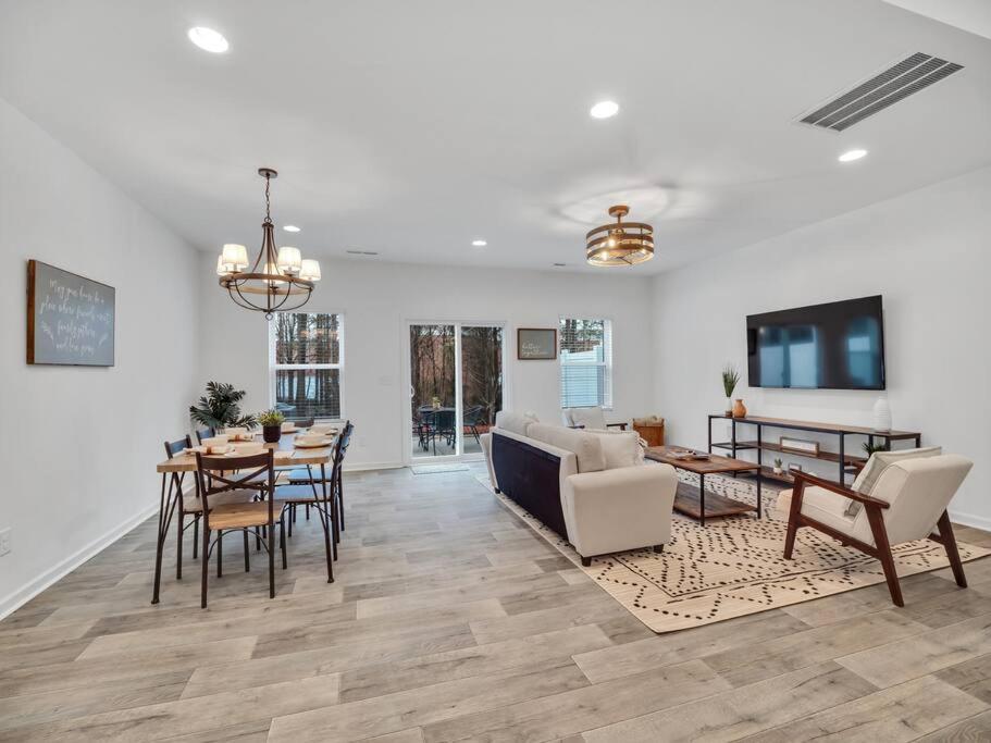 Gorgeous New Townhome/Charlotte! Экстерьер фото